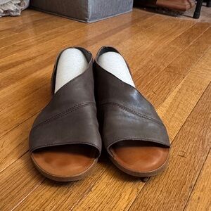 Sole Society Brown and Tan Women's Shoes